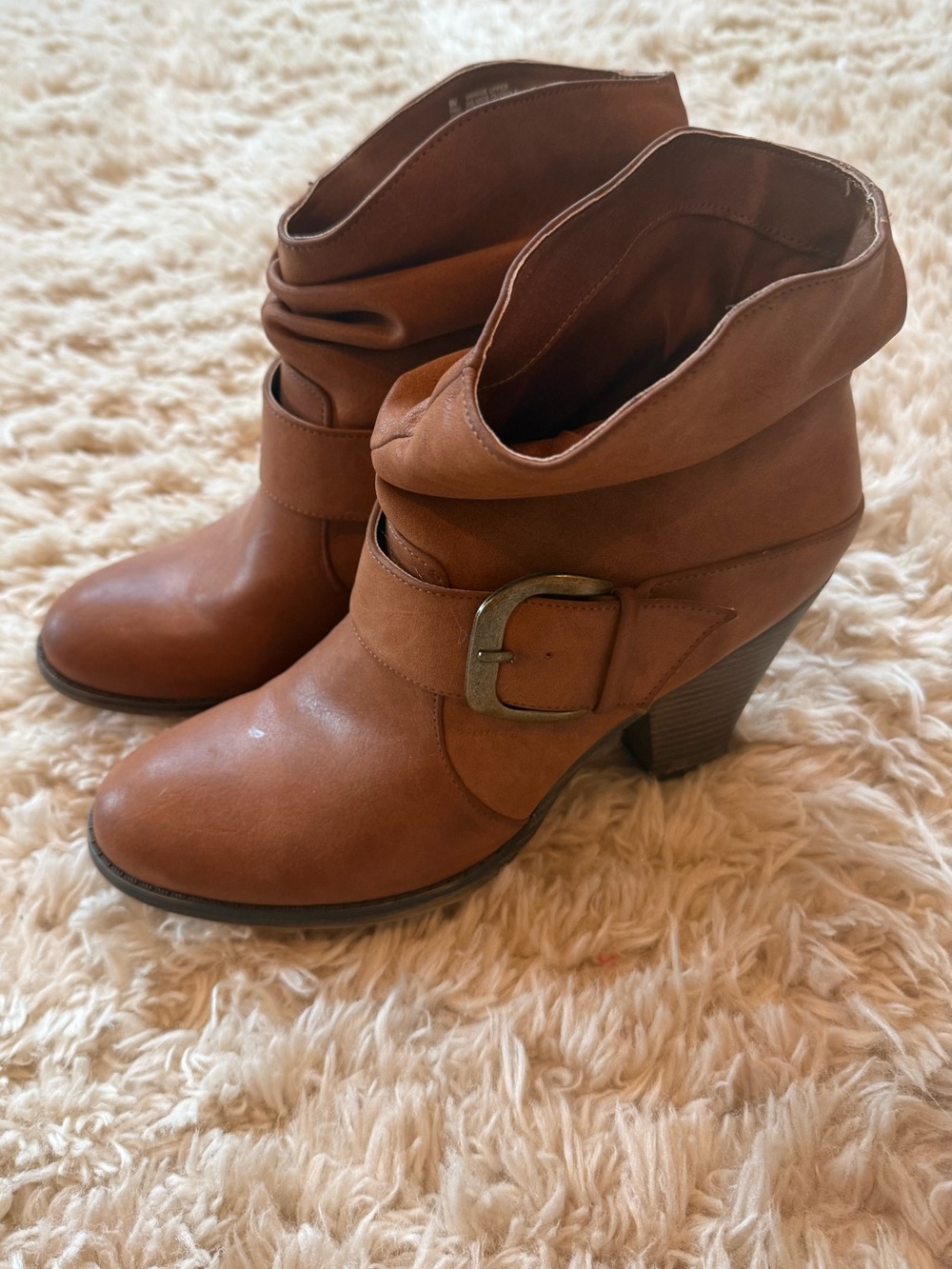 Mia brand camel booties women’s size 9